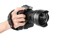 Camera-Clutching Accessories Image 3