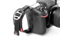 Camera-Clutching Accessories Image 4