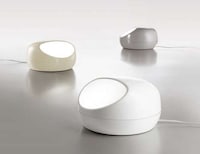 USB Port-Embedded Lamps Image 3