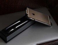 Aerospace-Approved iPhone Cases Image 3
