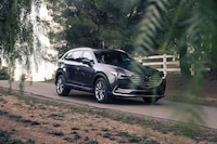 Blind Spot-Monitoring SUVs Image 6