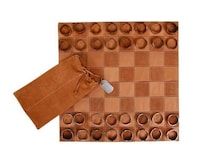 Jewelry-Inspired Chess Sets Image 3