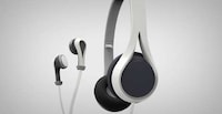 Mobius Strip-Inspired Headphones Image 7