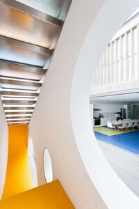 Playful Party Homes Image 8