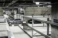 Robot-Operated Parking Lots Image 2