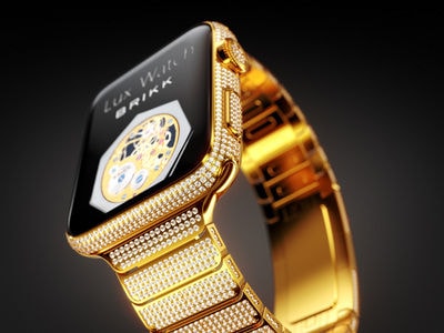 100 Luxury Presents