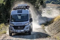 Super-Capacity Camper Vans Image 6