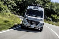 Super-Capacity Camper Vans Image 8