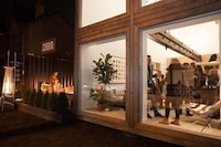 Cabin-Themed Condominiums Image 4