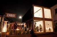 Cabin-Themed Condominiums Image 5
