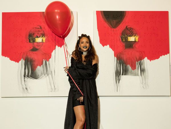 20 Gift for Rihanna Fans