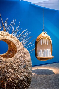 Suspended Orca Seats Image 4