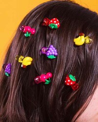 Childlike Hair Adornments Image 2