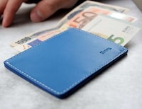RFID-Allowing Wallets Image 5