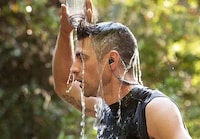 Bluetooth Sport Headphones Image 8