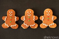 Holiday Gingerbread Pancakes Image 2