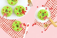 Holiday Wreath Donuts Image 3