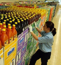 Stylish Discount Grocer Makeovers Image 3