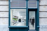 Women-Only Streetwear Boutiques Image 2