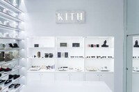 Women-Only Streetwear Boutiques Image 4