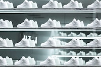 Women-Only Streetwear Boutiques Image 5