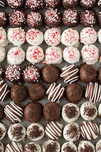 Sandwiched Cookie Truffles Image 7