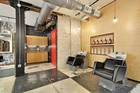 Utilitarian Makeup Salons Image 4