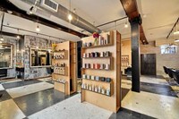 Utilitarian Makeup Salons Image 6