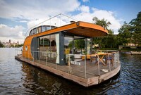 Family-Friendy Houseboats Image 2