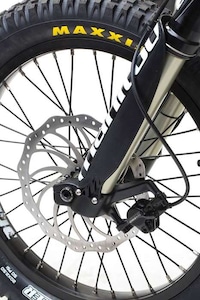 Connected Electric Stunt Bikes Image 6