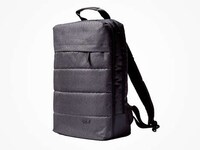Compartmentaliezd Gadget Backpacks Image 4