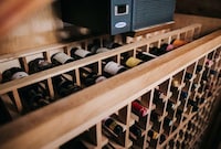 Free-Standing Wine Cellars Image 8