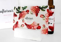 Feminine Olive Oil Packaging Image 4