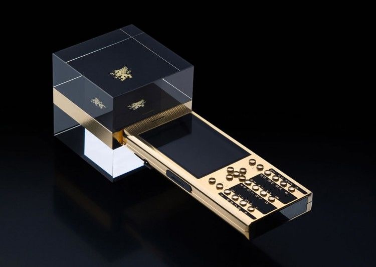 Luxurious Smartphone Chargers