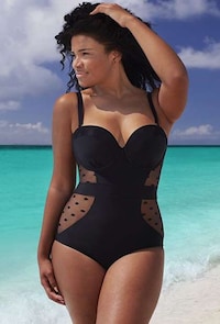 Bold Plus-Size Bikinis Image 7