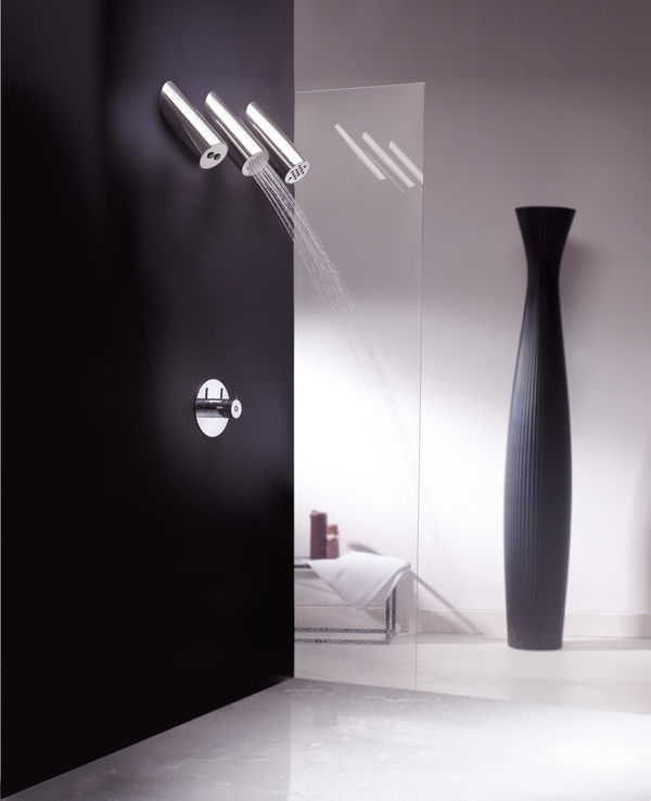 12 Modern Shower Heads