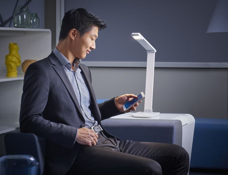 Healthy Connected Lamps