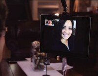 Lamp-Inspired Tablet Holders Image 4