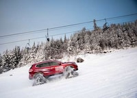 Rugged Snow Vehicles Image 8