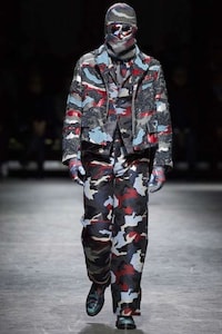 Camouflage-Covered Menswear Image 2