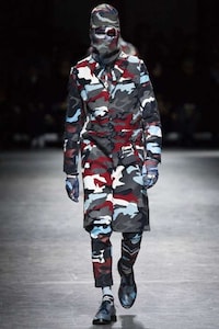 Camouflage-Covered Menswear Image 8