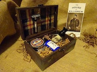 Nostalgic Grooming Kits Image 2