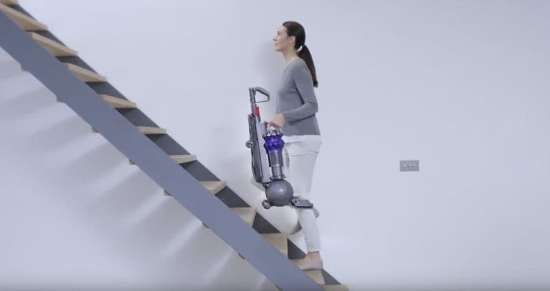 Small-Scale Upright Vacuums