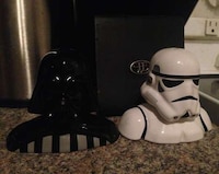 Villainous Sci-Fi Salt Shakers Image 3
