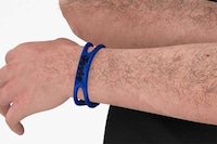 Caffeine-Diffusing Bracelets Image 4