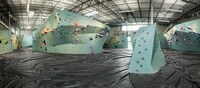 Expansive Bouldering Facilities Image 4