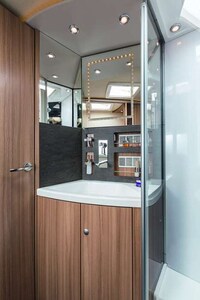 High-End Design Motorhomes Image 4