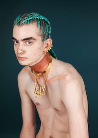 Vibrantly Urban Photoshoots Image 3