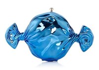 Romantic Candy-Inspired Clutches Image 4