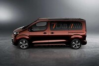 Connected Business Shuttle Concepts Image 3
